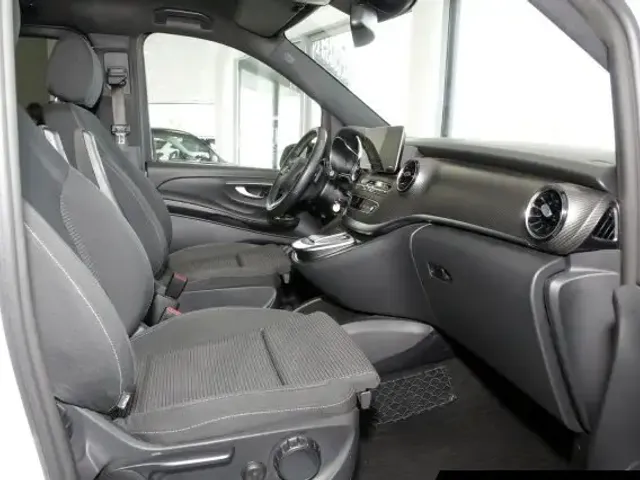 Mercedes-Benz V 300