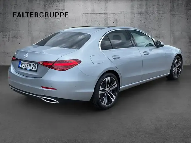 Mercedes-Benz C 220