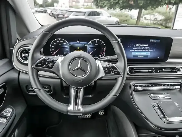 Mercedes-Benz V 250