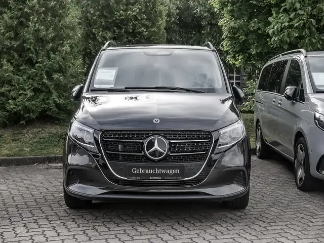 Mercedes-Benz V 250