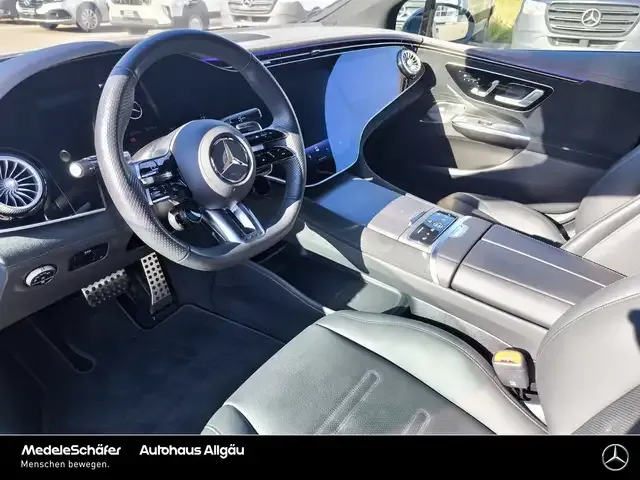 Mercedes-Benz EQE 53