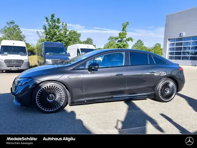 Mercedes-Benz EQE 53