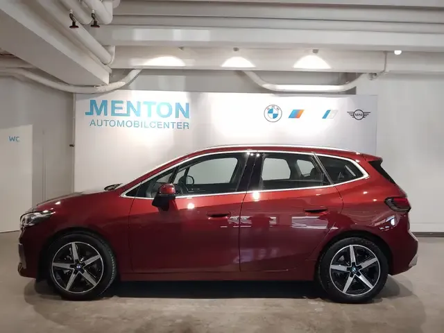 BMW 218
