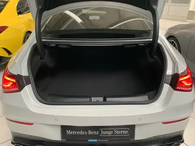 Mercedes-Benz CLA 45 AMG