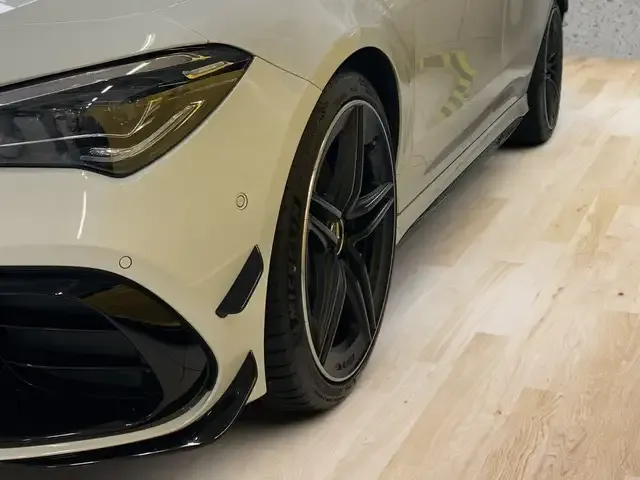 Mercedes-Benz CLA 45 AMG