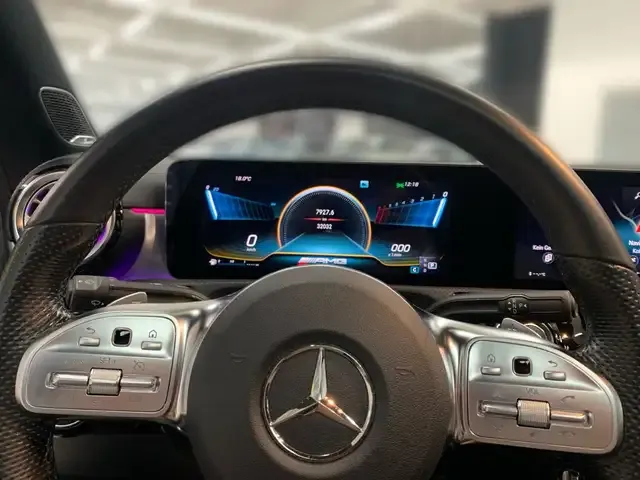 Mercedes-Benz CLA 45 AMG