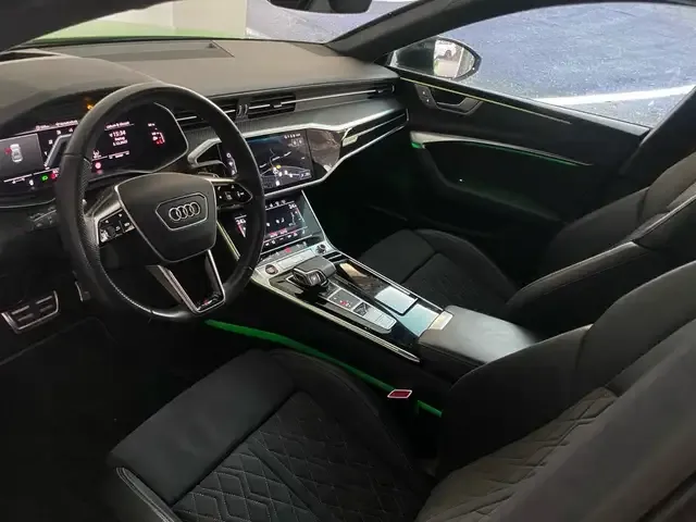 Audi S7