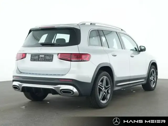 Mercedes-Benz GLB 180