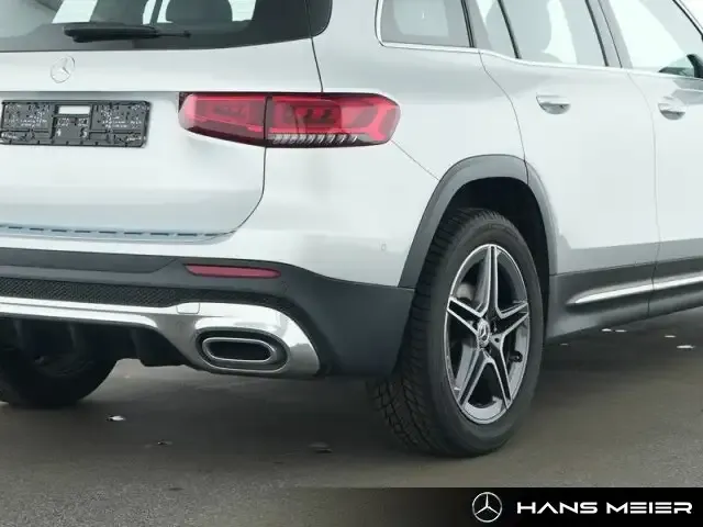 Mercedes-Benz GLB 180