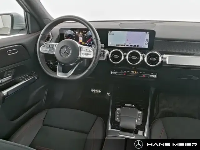 Mercedes-Benz GLB 180