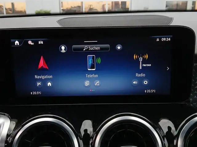 Mercedes-Benz GLB 200