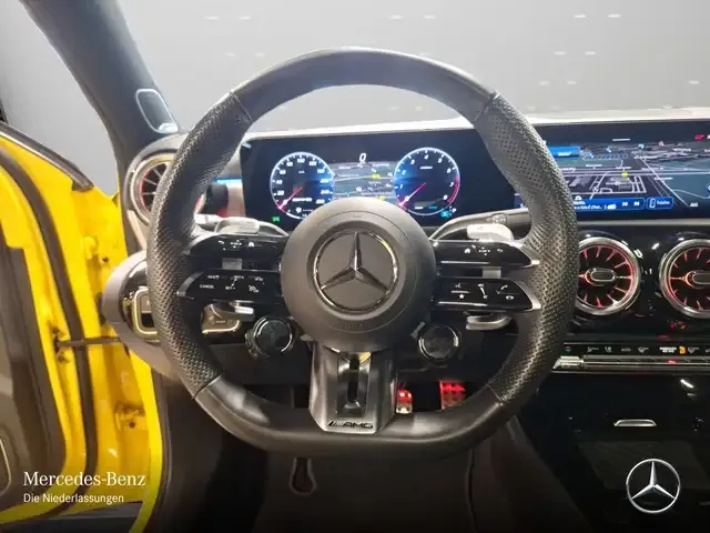 Mercedes-Benz A 35 AMG