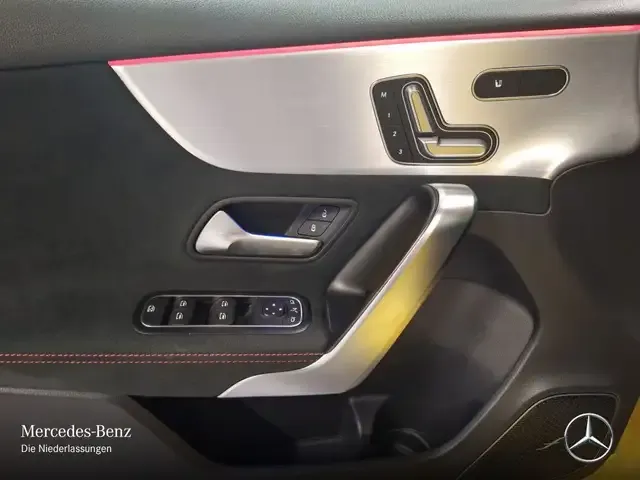 Mercedes-Benz A 35 AMG