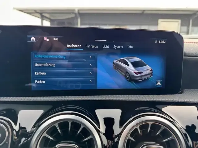 Mercedes-Benz CLA 200