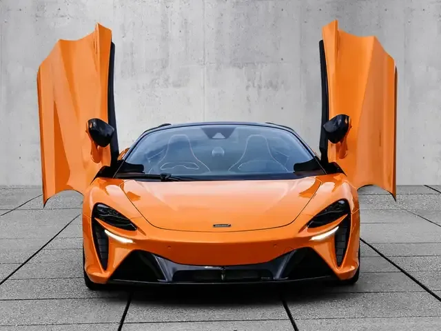 McLaren Artura