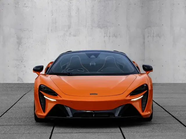 McLaren Artura