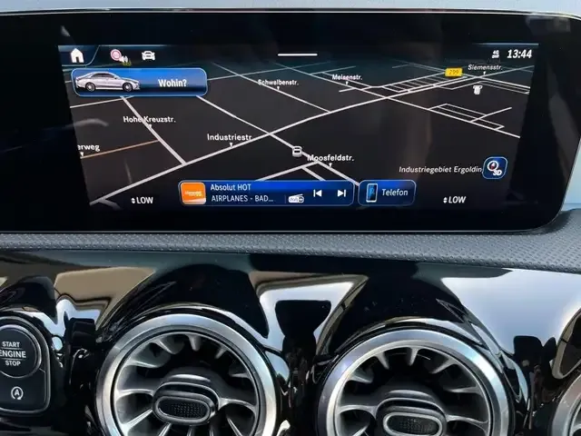 Mercedes-Benz CLA 35 AMG