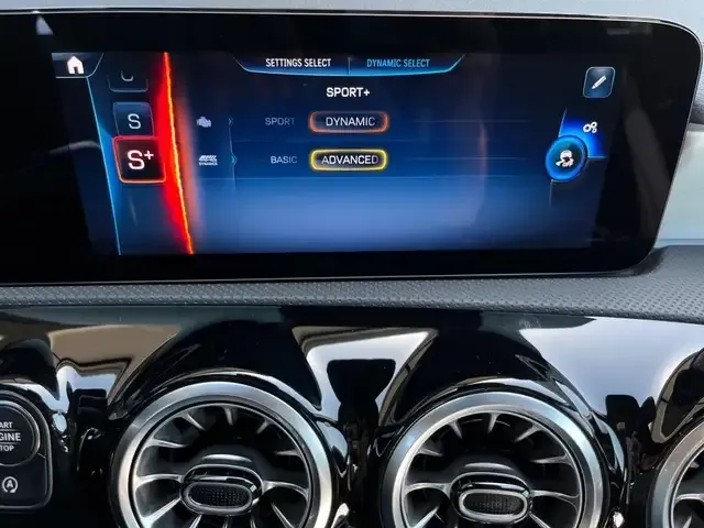 Mercedes-Benz CLA 35 AMG