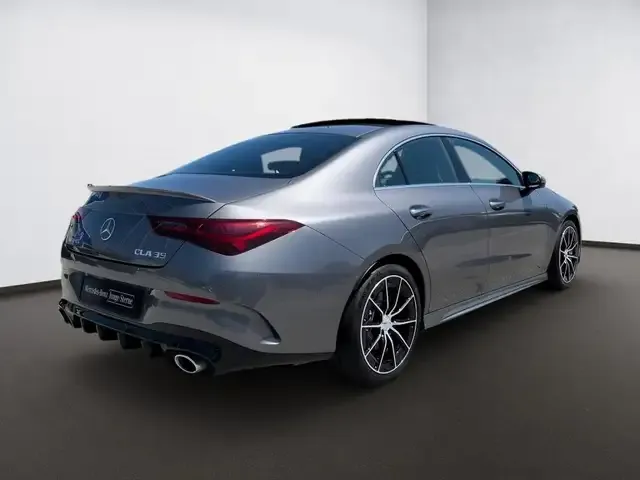 Mercedes-Benz CLA 35 AMG