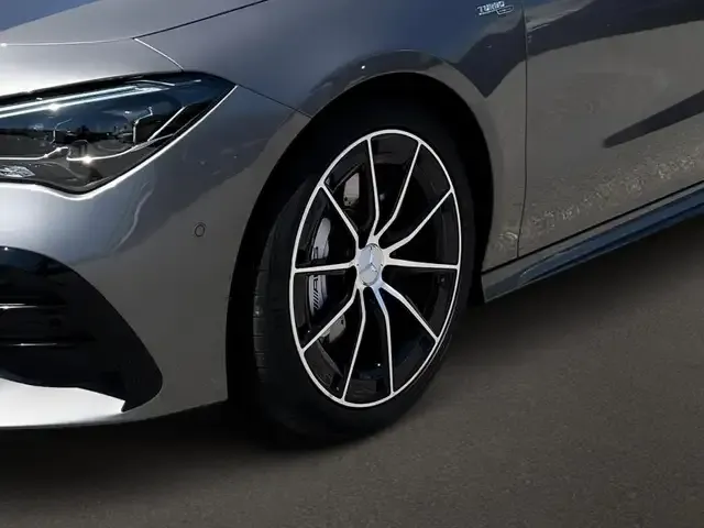 Mercedes-Benz CLA 35 AMG