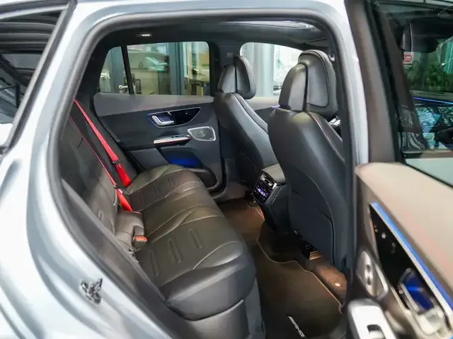 Mercedes-Benz EQE 53