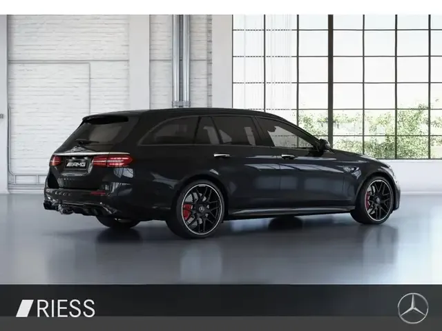 Mercedes-Benz E 63 AMG