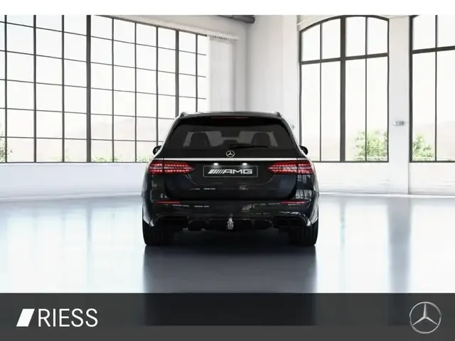 Mercedes-Benz E 63 AMG