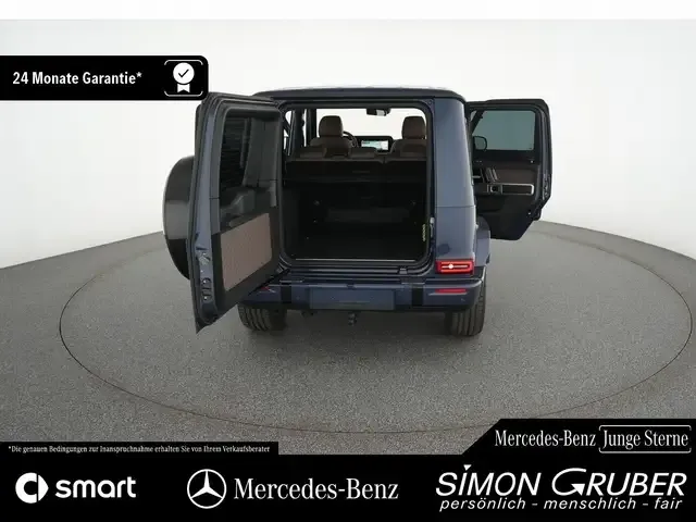 Mercedes-Benz G 500