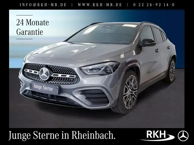 Mercedes-Benz GLA 220