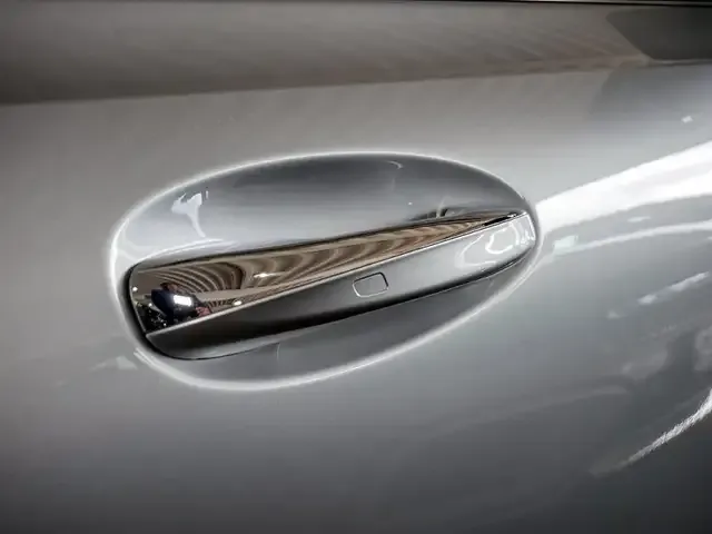 Mercedes-Benz EQB 300