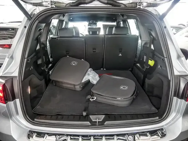 Mercedes-Benz EQB 300