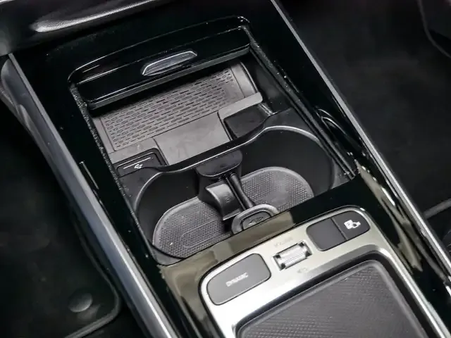 Mercedes-Benz EQB 300