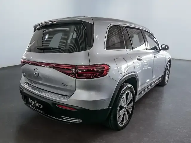 Mercedes-Benz EQB 300