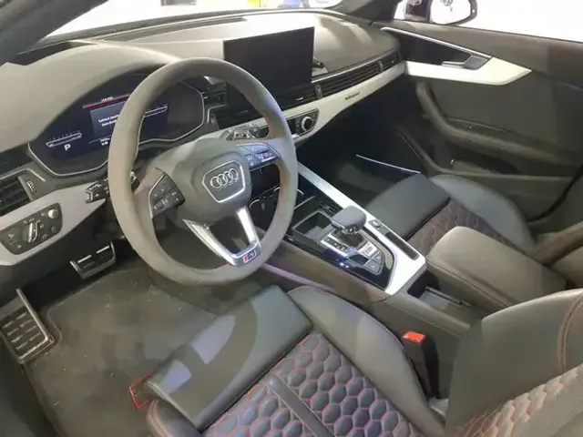 Audi RS4