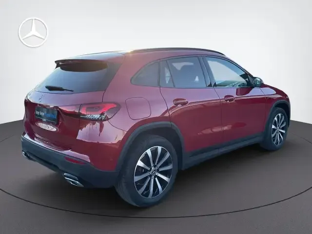 Mercedes-Benz GLA 250