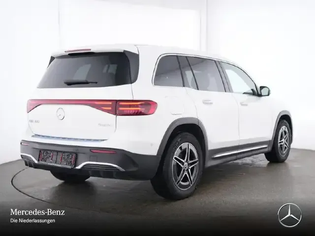 Mercedes-Benz EQB 300