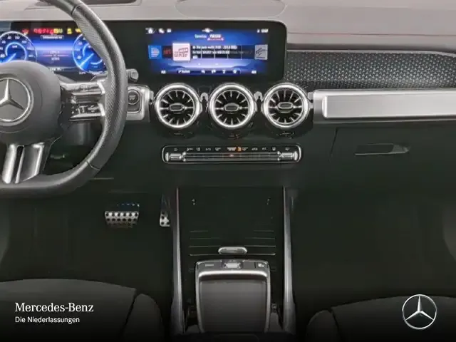 Mercedes-Benz EQB 300