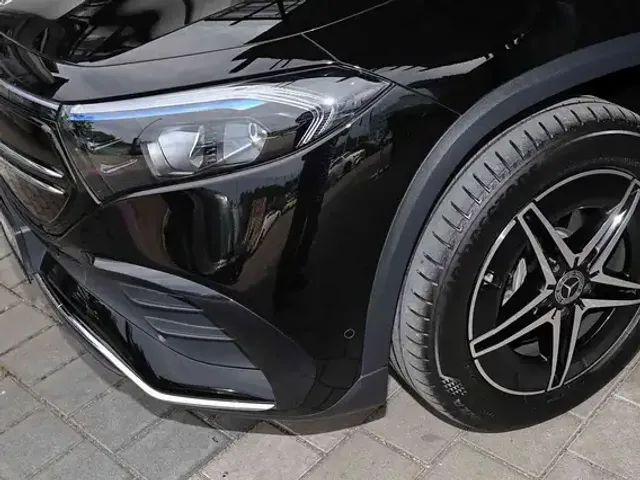 Mercedes-Benz EQA 300