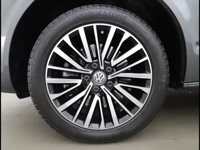 Volkswagen T6.1 California
