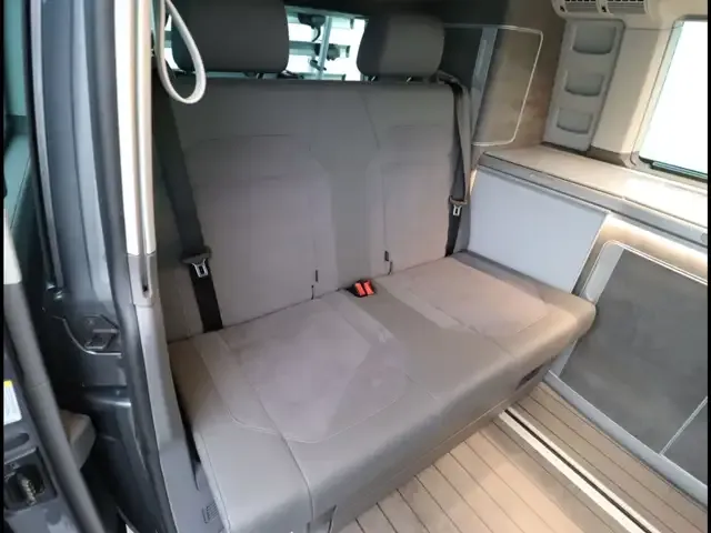 Volkswagen T6.1 California