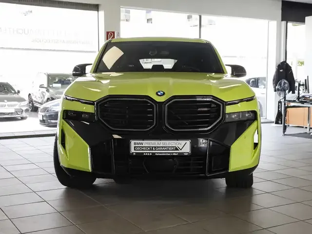 BMW XM