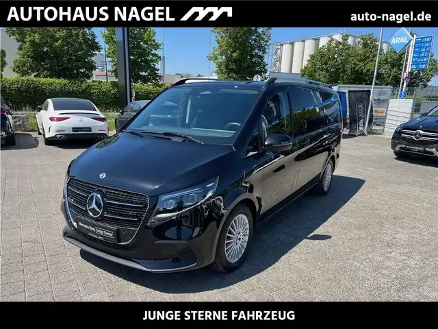 Mercedes-Benz V 220
