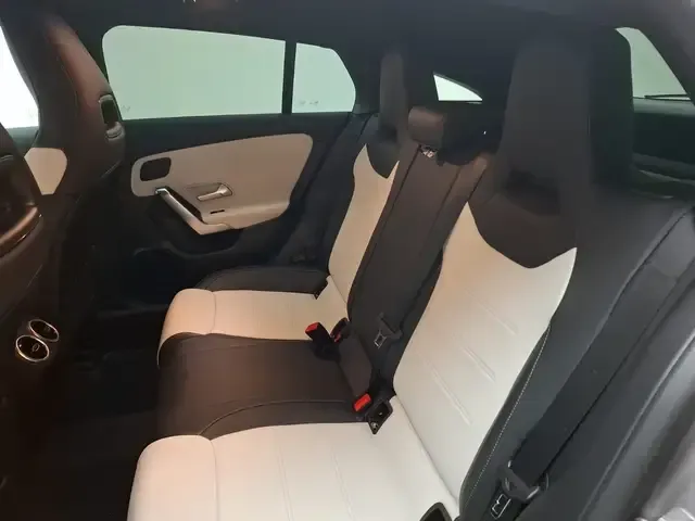 Mercedes-Benz CLA 35 AMG