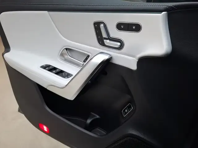 Mercedes-Benz CLA 35 AMG