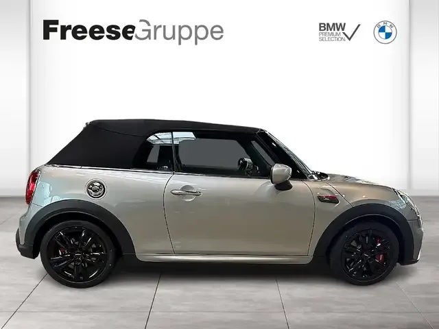 MINI John Cooper Works Cabrio