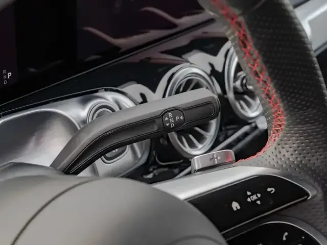 Mercedes-Benz GLB 250