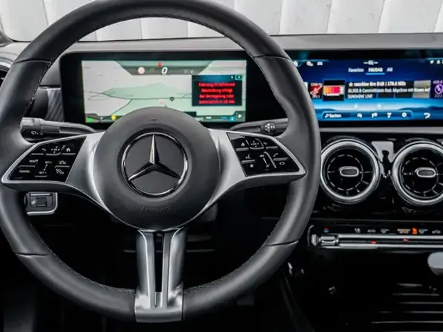 Mercedes-Benz CLA 180