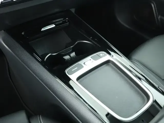 Mercedes-Benz GLB 180