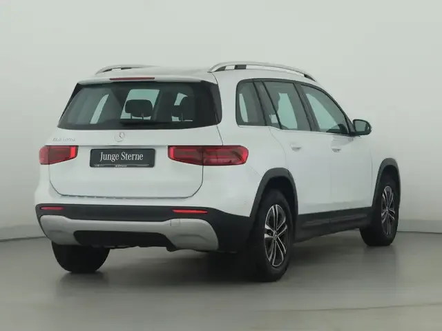 Mercedes-Benz GLB 180