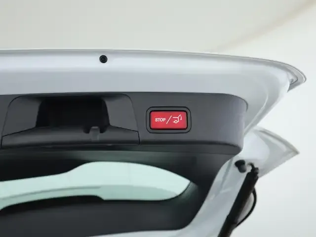 Mercedes-Benz GLB 180